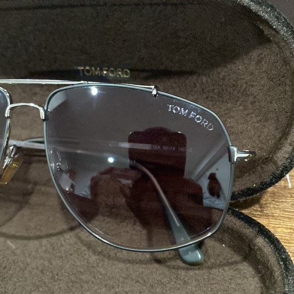 Tom Ford Aviator Georges - Picture 2 of 5